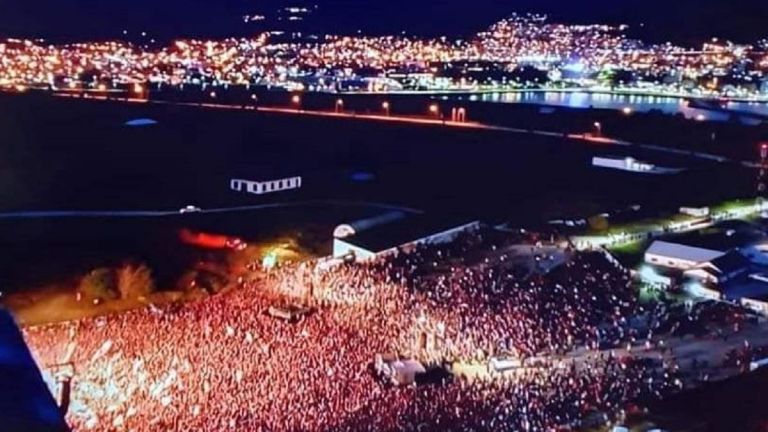 Un Espect Culo Federal E Internacional La Renga Toc En Ushuaia Para