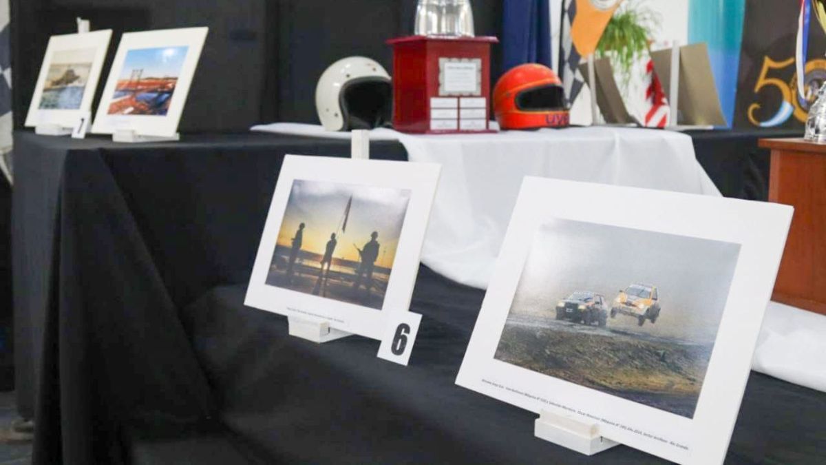 Continúa abierta la muestra fotográfica por el 48° Gran Premio de la Hermandad