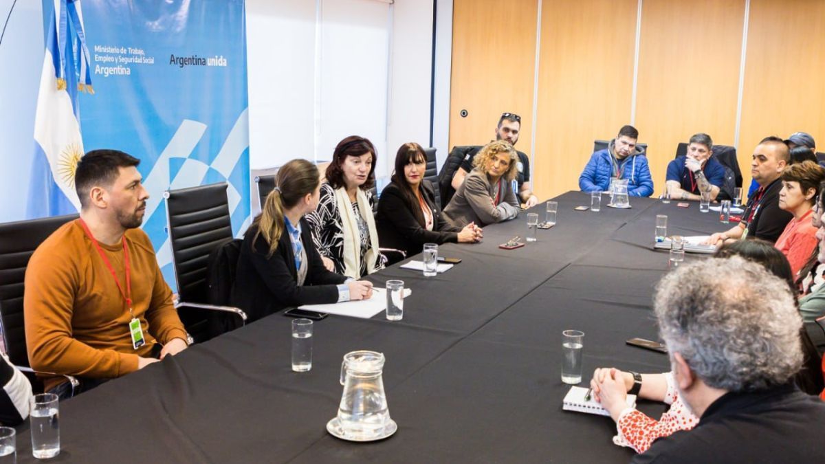  Las ministras Castiglione y Fernández se reunirán con el secretario de Mendiguren