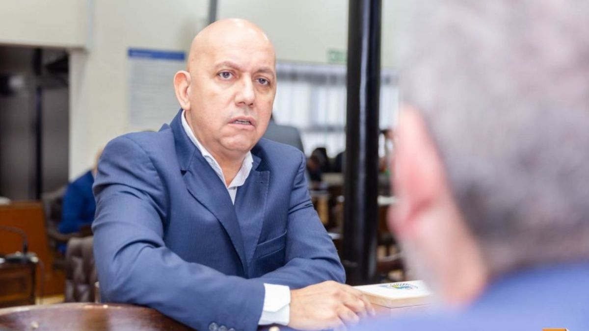 Pablo Villegas convocó a Tita, Chapperón y Rolón a la Comisión de Seguridad  