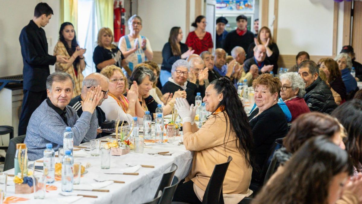 El Hogar de Día "Lazos de amor" celebró su 28° aniversario