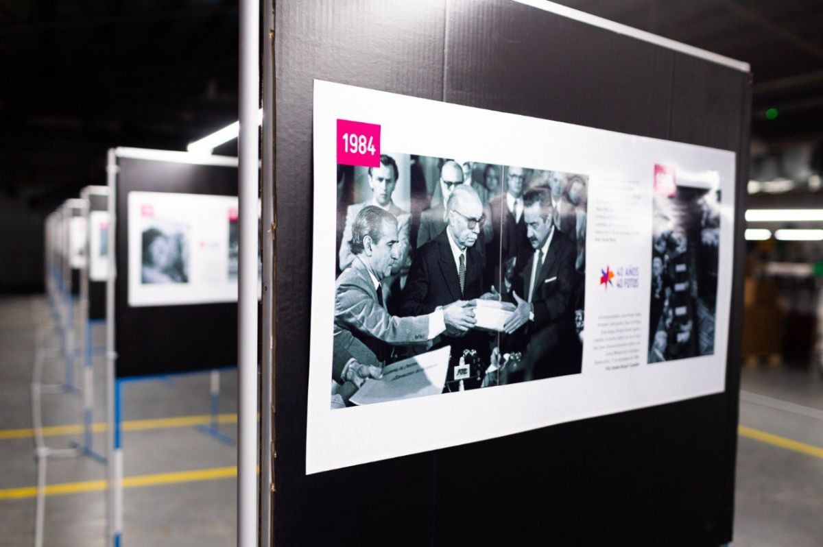 Se llevó adelante la muestra fotográfica “El Alma Expuesta de la Democracia”