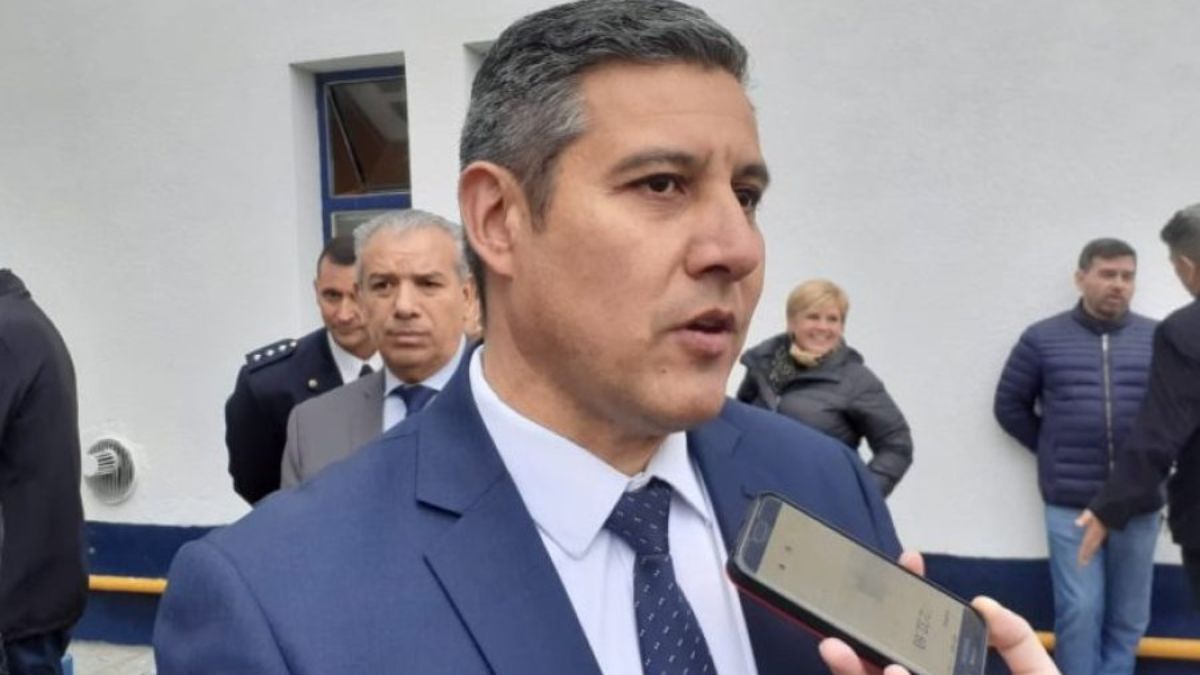 “Ordené un sumario administrativo y lo pasé a disponibilidad hasta que se esclarezca”