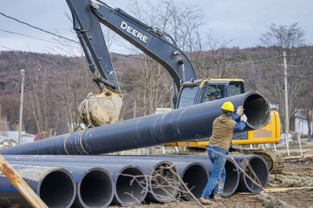 La DPOSS recibió nuevo material para la obra del azud y del nuevo acueducto en Ushuaia