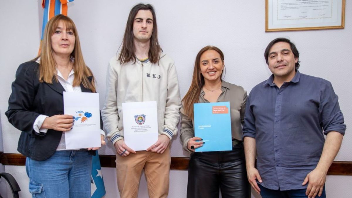 Estudiantes solidarios recaudarán útiles para una escuela de Misiones