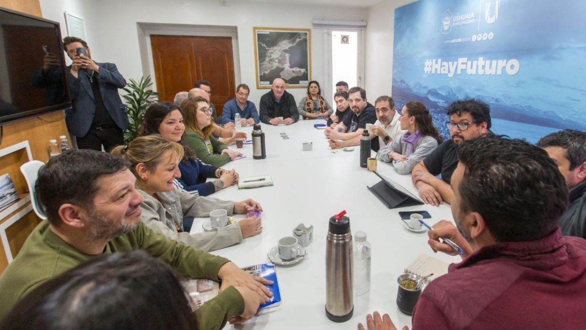  Continúan los preparativos para el nuevo aniversario de Ushuaia