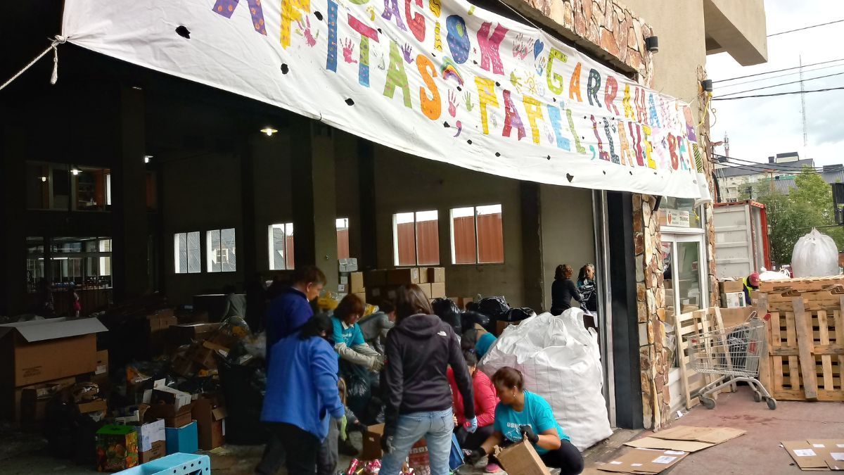 “Tenemos que reducir el consumo, reutilizar y reciclar lo que no se pueda”, dijo Remy