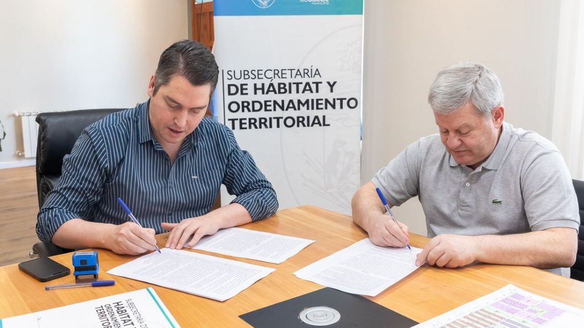 El intendente Pérez firmó la ejecución de 600 nuevos lotes