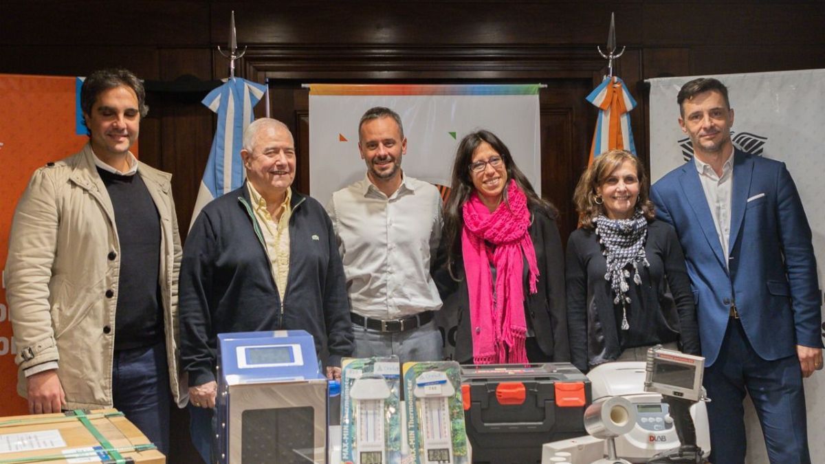 Tierra del Fuego recibió equipamiento para el Laboratorio de Toxinas y Microbiología de Ushuaia