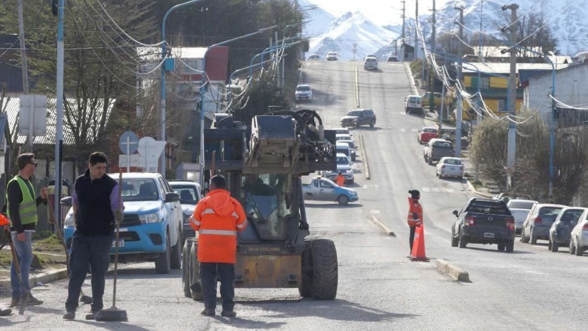 Este miércoles, la Municipalidad de Ushuaia continúa con el fresado de la calle Magallanes