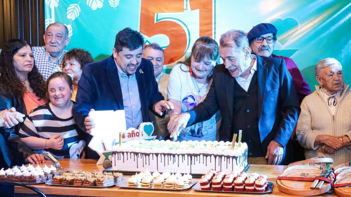 “Trabajar para ustedes, para su futuro y el de sus hijos y nietos, ese es mi primer compromiso", expresó Harrington