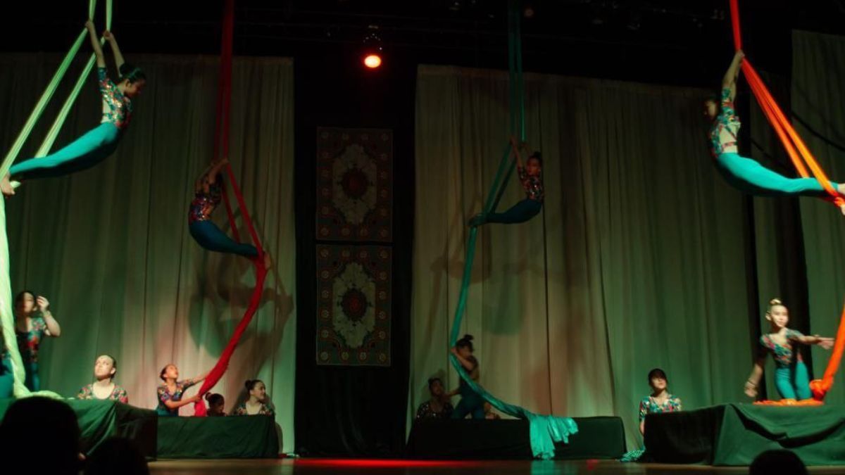 La Escuela municipal de Acrotela festejó su 9° aniversario con una exhibición en la Sala Niní Marshall