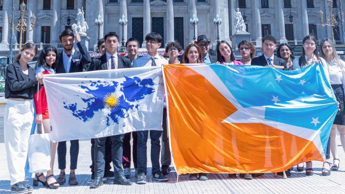 La delegación fueguina del Parlamento Juvenil del Mercosur partipó de la sesión en el Congreso de la Nación
