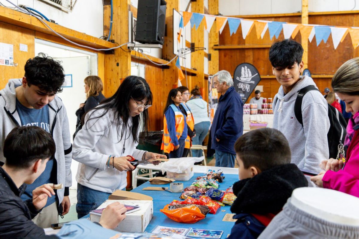  Hubo una gran participación de emprendedores y comerciantes locales