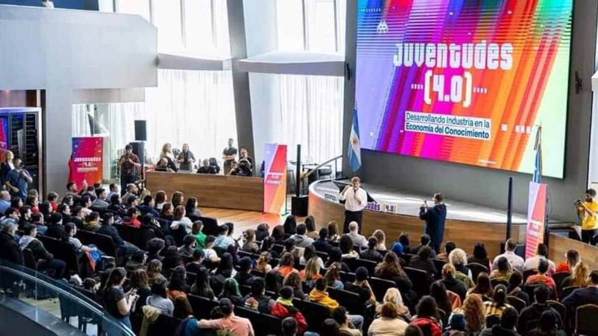 “Se busca ampliar la matriz productiva a través de la juventud”, dijo Carrizo