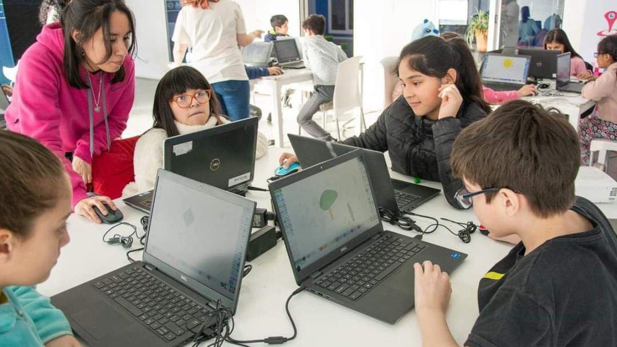 En Río Grande, invitan a formar parte de los talleres y cursos tecnológicos municipales 