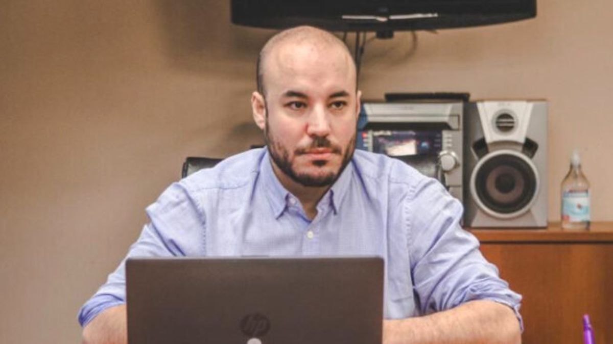 “El reclamo es que les quitan trabajo y que no cuentan con habilitación y seguro”