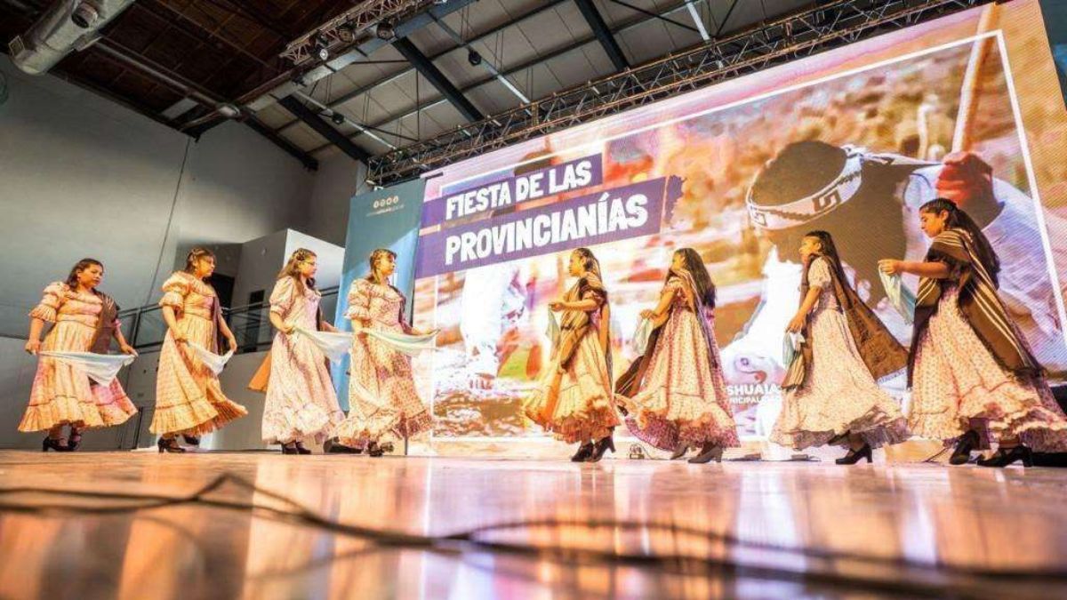 "Vamos a estar llevando adelante una nueva edición de la Fiesta de las Provincianías", dijo Molina