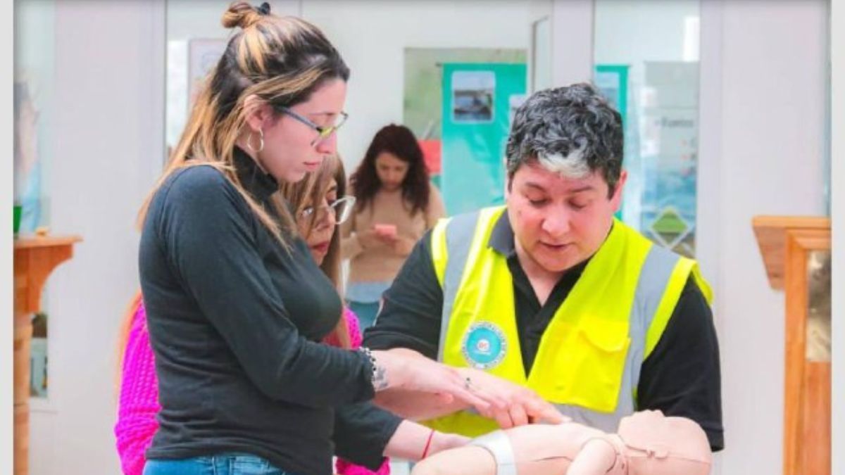 Prestadores turísticos de Tolhuin podrán capacitarse en Primeros Auxilios, RCP y DEA