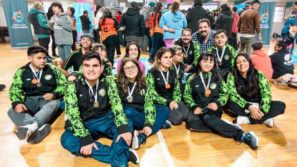 La Escuela Especial N° 1 Kayú Chénèn realizó su carrera solidaria
