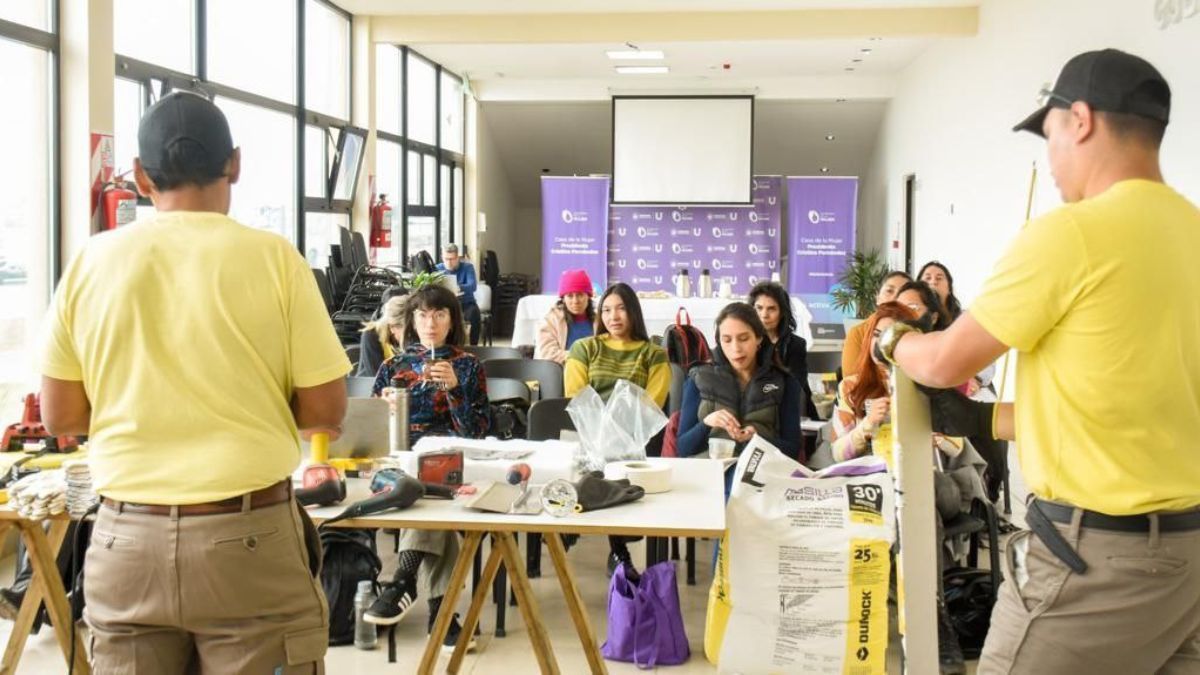 Comenzó el curso de formación para durleras en la Secretaría de la Mujer