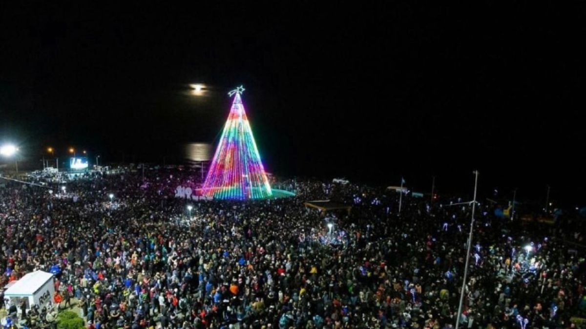 El Municipio ultima detalles del tradicional encendido del arbolito
