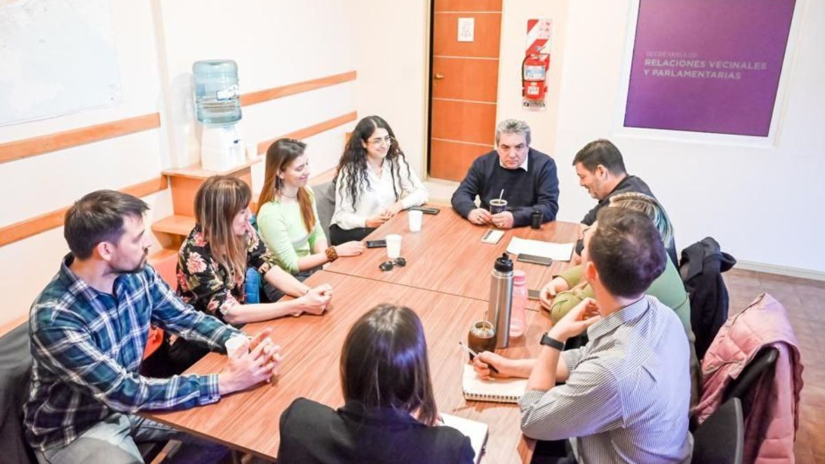 "Mantuvimos este encuentro en el que ambas partes nos comprometimos a mantener un diálogo responsable"