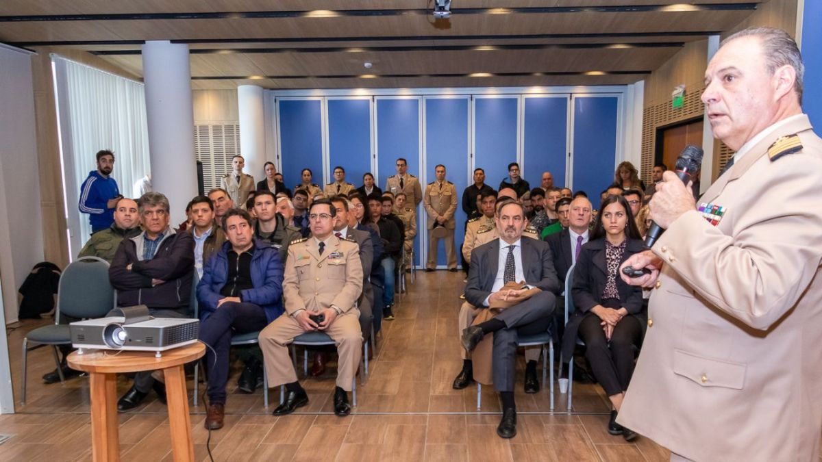 Se realizó una jornada sobre “Control y vigilancia de los espacios marítimos nacionales”