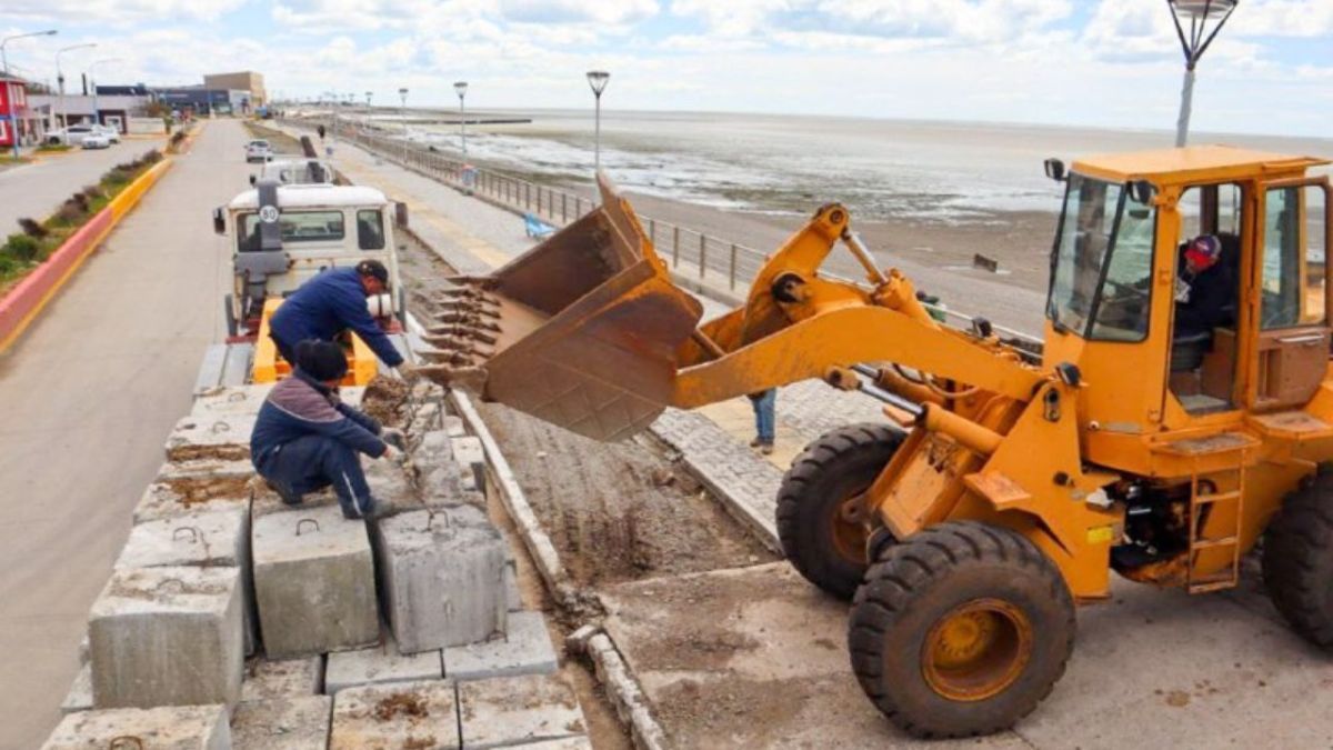 El Municipio refuerza el muro costero más antiguo