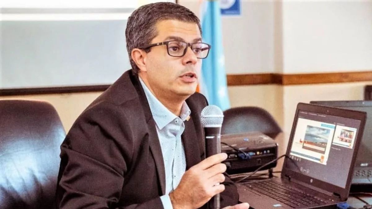 “Proponemos la creación de una institución paralela para adherir al bloque”