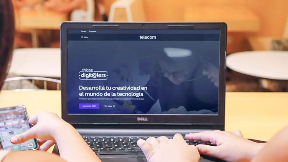 Adolescentes fueguinas finalizaron el programa "Chicas Digitalers"