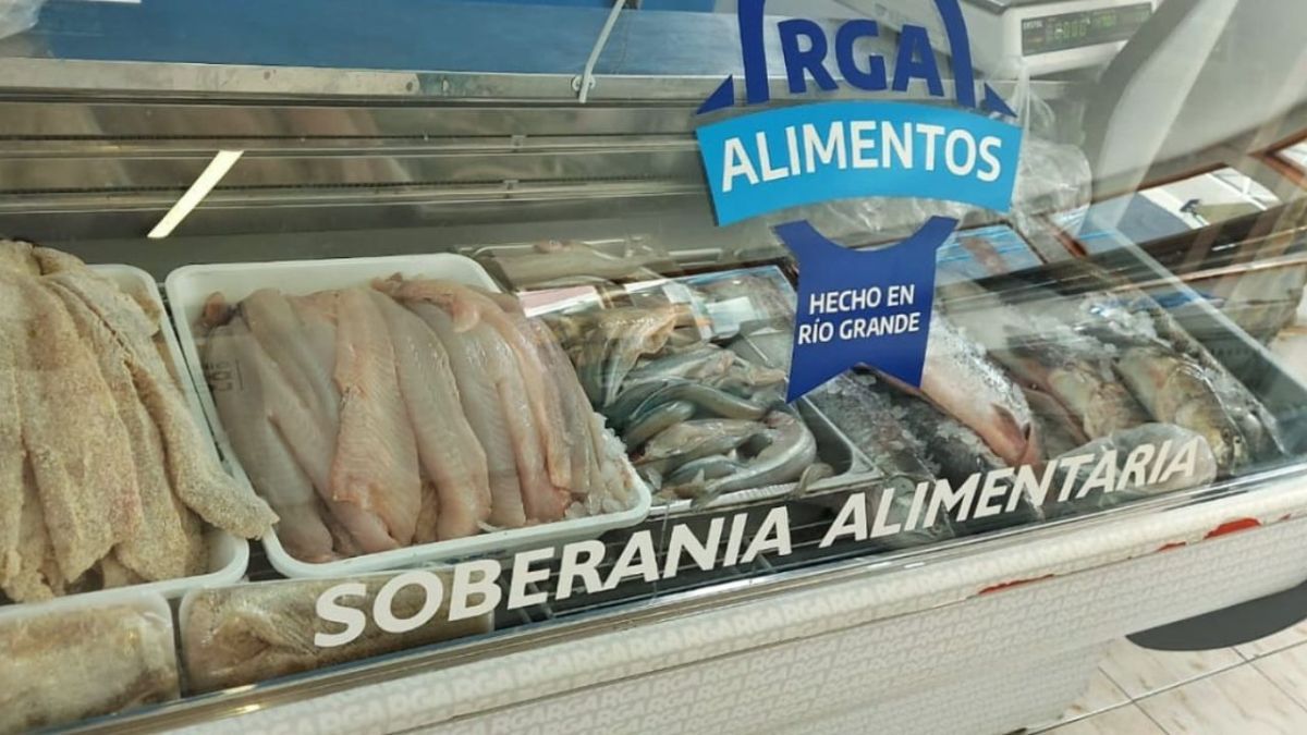 Se vendió más de una tonelada de pescado durante el Paseo de Pascuas