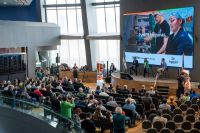 "FOGADEF ha logrado instalar un modelo de asistencia y acompañamiento a las pymes", aseguró Cosentino