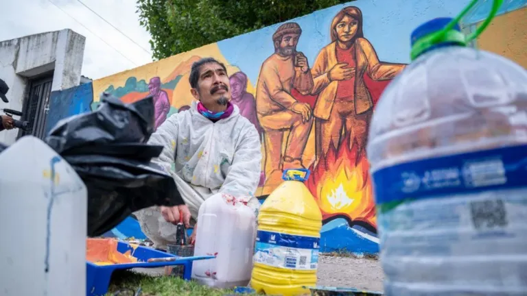 Realizarán la ceremonia de cierre del Encuentro Internacional de Muralistas en el Fin del Mundo “EMUSH 2025” Realizarán la ceremonia de cierre del Encuentro Internacional de Muralistas en el Fin del Mundo “EMUSH 2025”