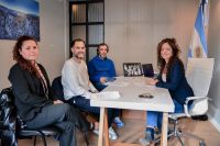 "La economía familiar proporciona las herramientas necesarias para tomar decisiones financieras informadas"