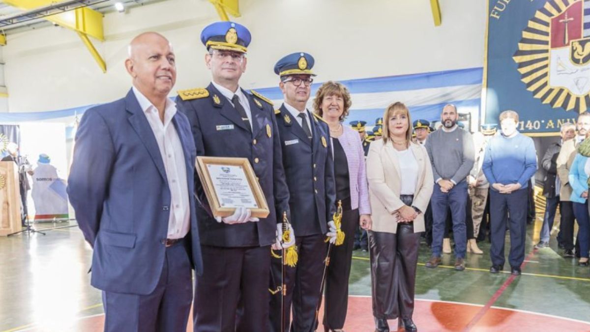 “Es necesario contar con patrulleros y con nuevas comisarías”