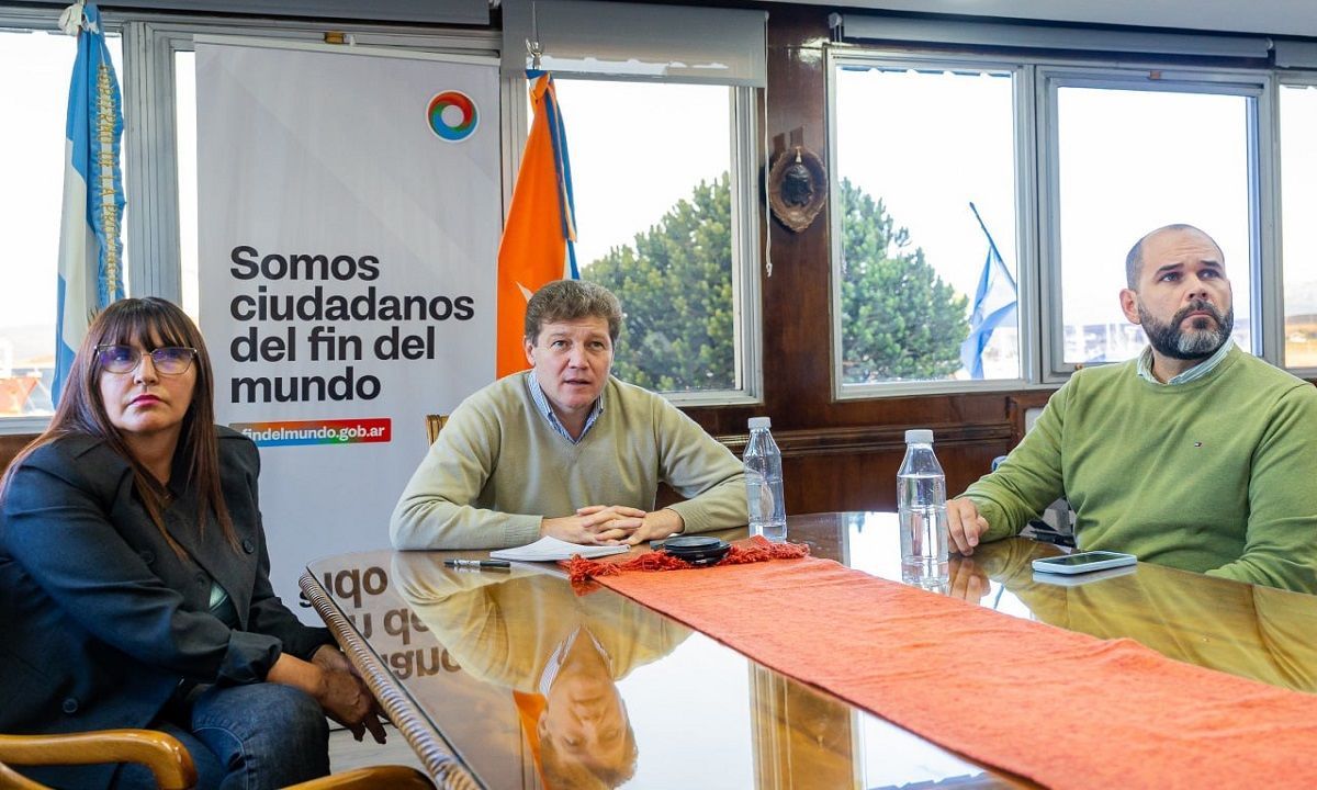 Reducción de aranceles a la importación: Melella encabezó una reunión multisectorial