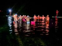 Nadadores de distintas partes del país recibieron el invierno en las aguas del Canal Beagle