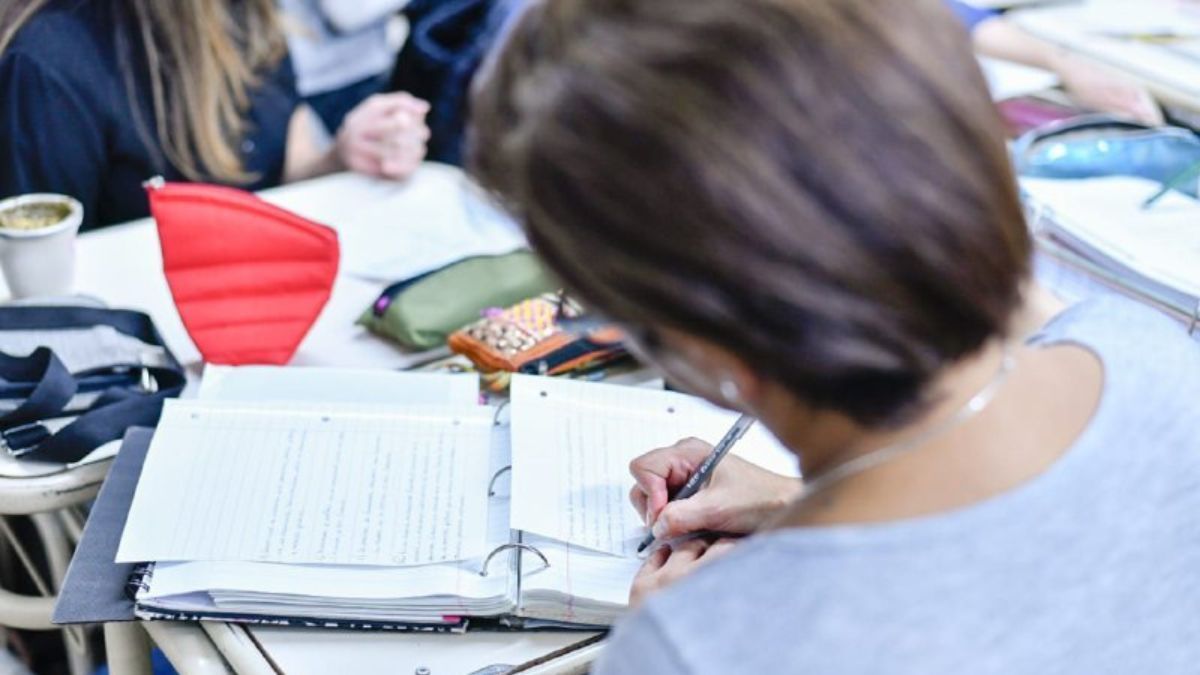 Abren nuevas inscripciones para que adultos puedan finalizar el secundario