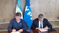 Melella firmó un acuerdo con YPF para iniciar el traspaso oficial de siete áreas hidrocarburíferas