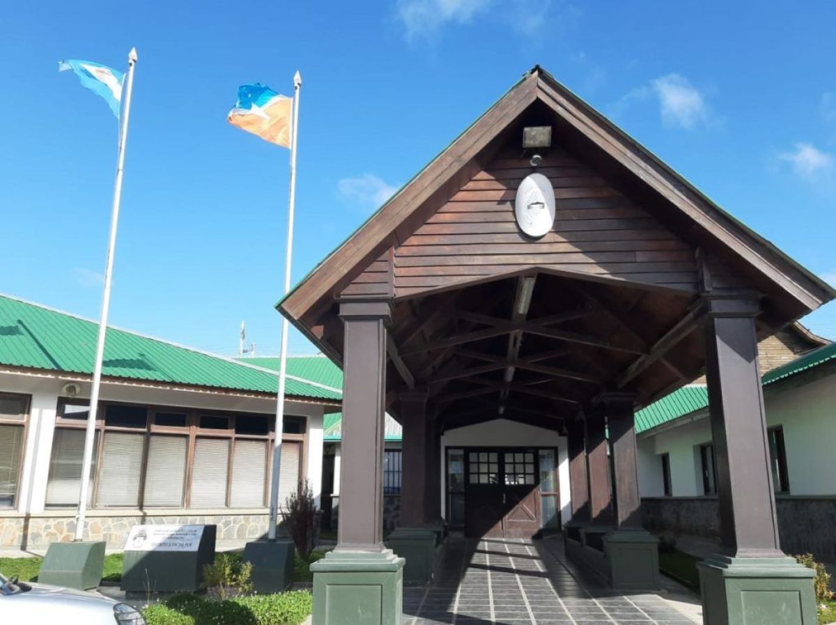 Una mujer acusada de matar a su hija comienza a ser enjuiciada en Ushuaia 