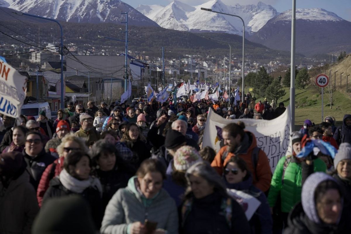 “Estamos siempre del lado del pueblo defendiendo la universidad pública”, dijo Mancilla