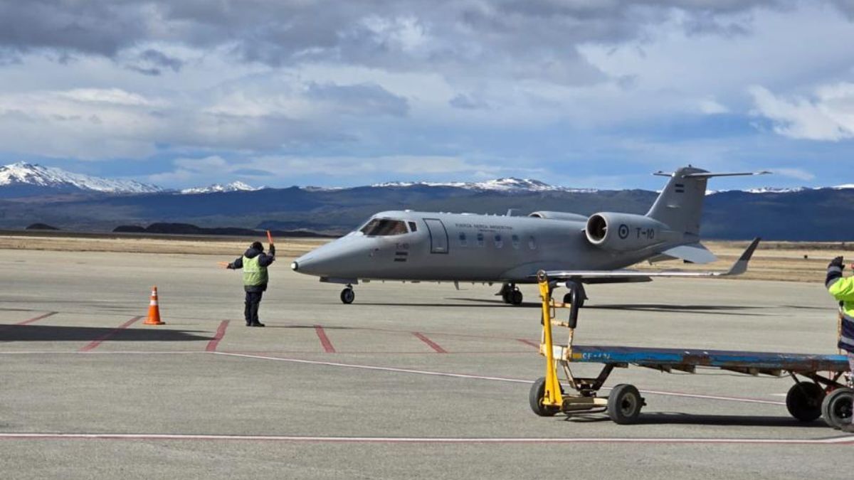 Milei se gastó 300 mil dólares en tres aviones para viajar a Ushuaia