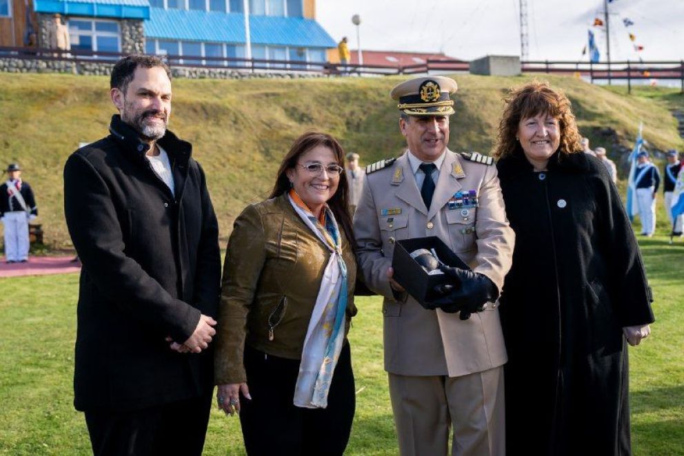 "Es una alegría ver a la comunidad reunida, celebrando su historia y reafirmando su identidad", destacó Urquiza