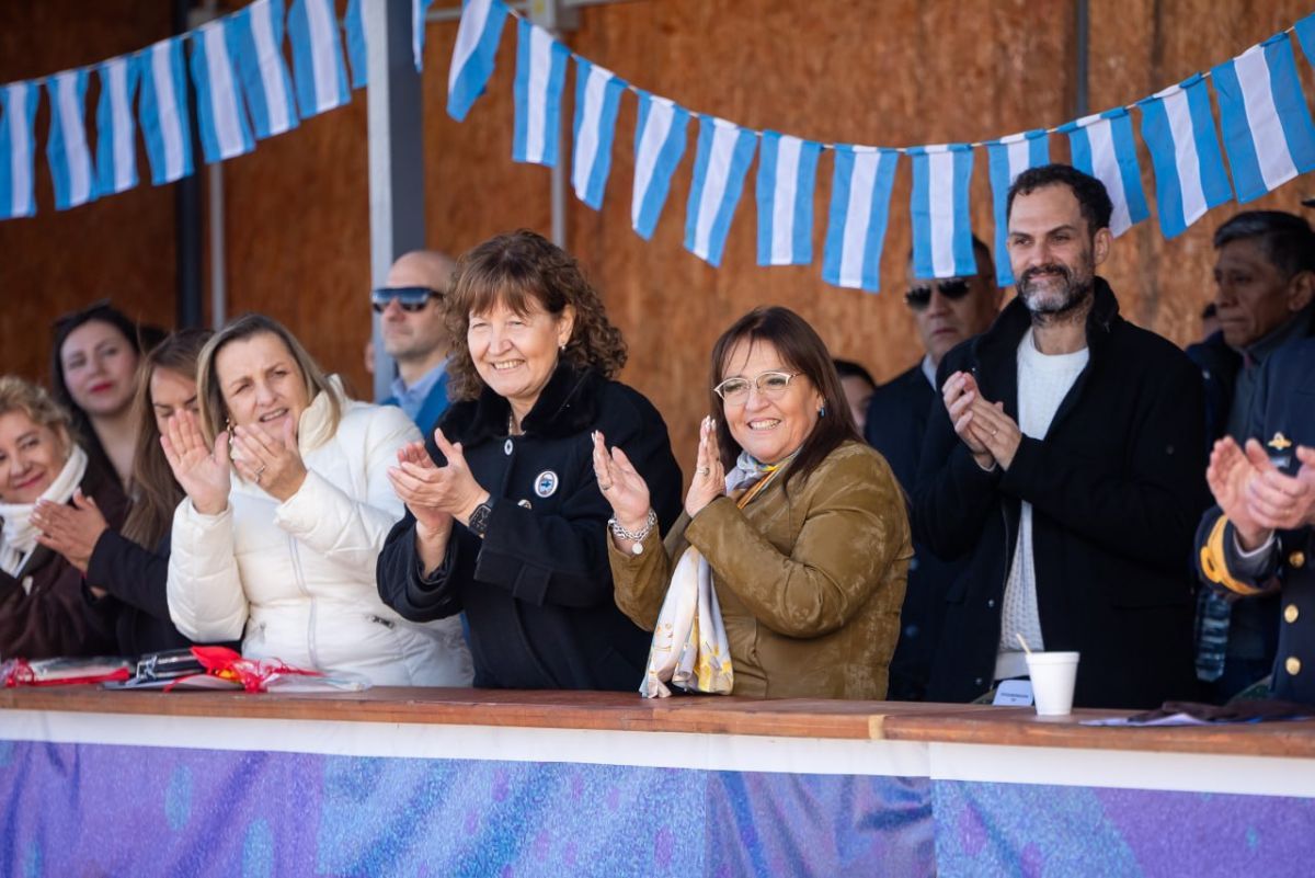 "Es una alegría ver a la comunidad reunida, celebrando su historia y reafirmando su identidad", destacó Urquiza