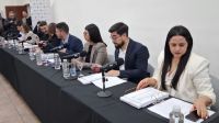 Ybars pidió alivio tributario para los sectores golpeados y criticó las proyecciones nacionales 