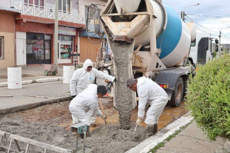 El Municipio de Río Grande ejecuta trabajos de hormigonado y ...