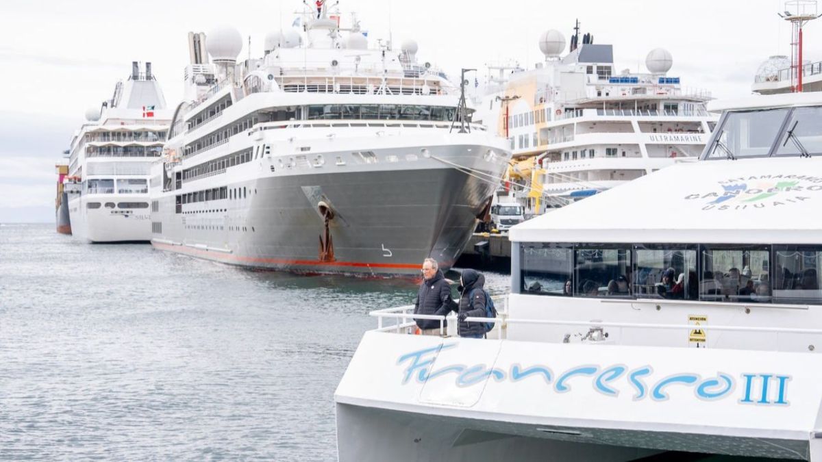 El Puerto de Ushuaia vive tres días de intensa actividad con 21 movimientos de embarcaciones