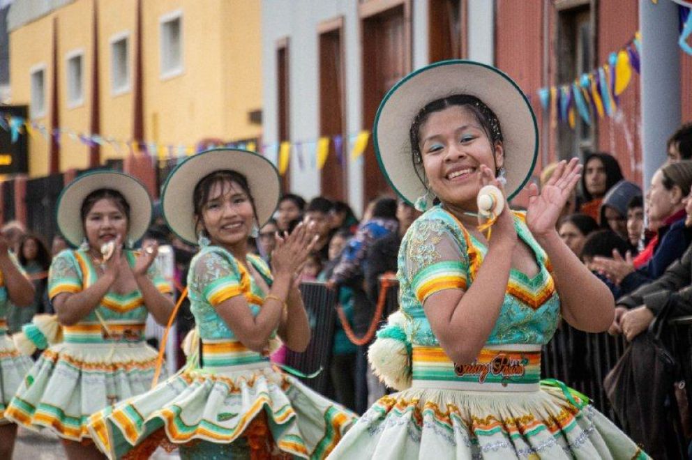 Gran convocatoria de vecinos a lo largo de las jornadas del Carnaval del Fin del Mundo 2026