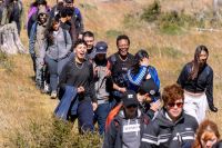 Más de 100 jóvenes participaron del primer recorrido interprovincial a Puerto Almanza